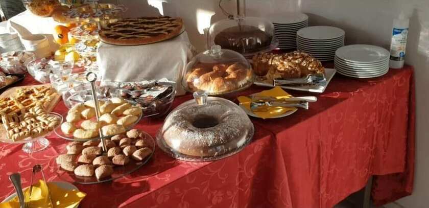 Imagen general del Hotel HOTEL SETTIBI. Foto 2