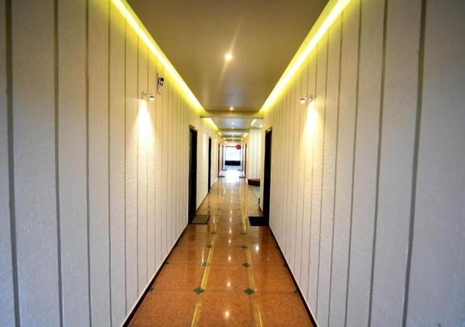 Imagen de los interiores del Hotel HOTEL SHIV SHAKTI. Foto 12