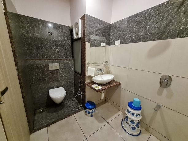 Imagen de la habitación del Hotel HOTEL SHIV SHAKTI. Foto 11