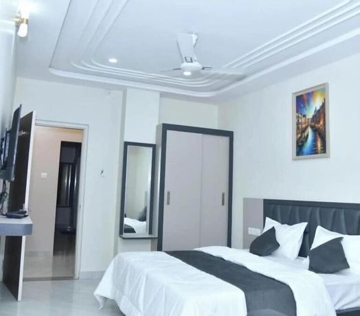 Imagen de la habitación del Hotel HOTEL SHIVANSH. Foto 2