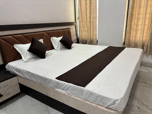 Imagen de la habitación del Hotel HOTEL SHREE ASHTAVINAYAK GRAND. Foto 2