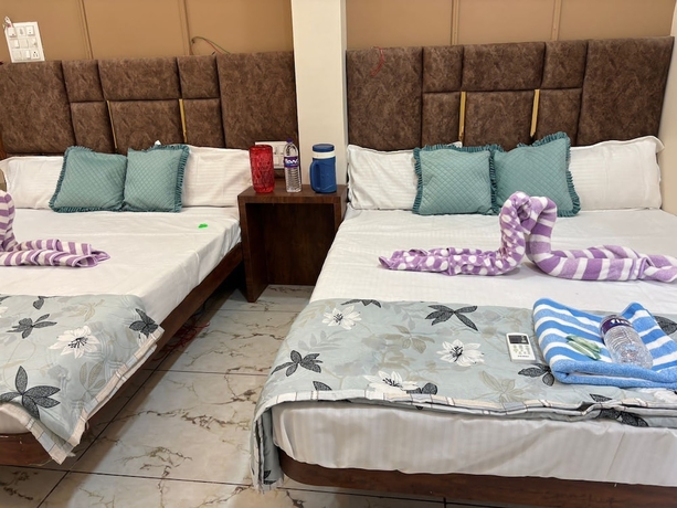 Imagen de la habitación del Hotel HOTEL SHREE GAJANAND PALACE. Foto 6