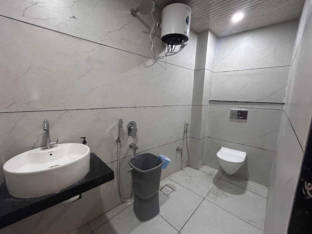 Imagen de la habitación del Hotel HOTEL SHREE GAJANAND PALACE. Foto 9