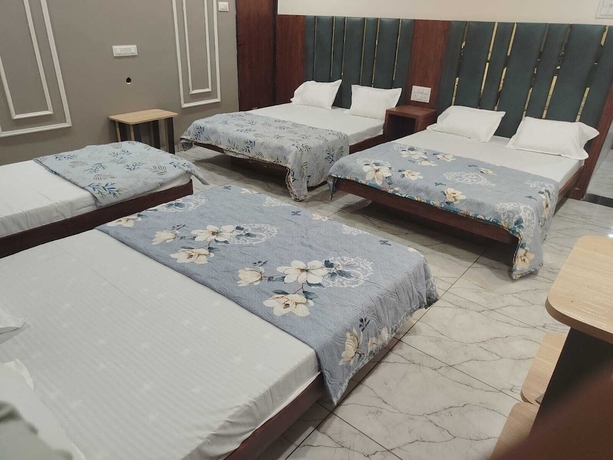 Imagen de la habitación del Hotel HOTEL SHREE GAJANAND PALACE. Foto 12