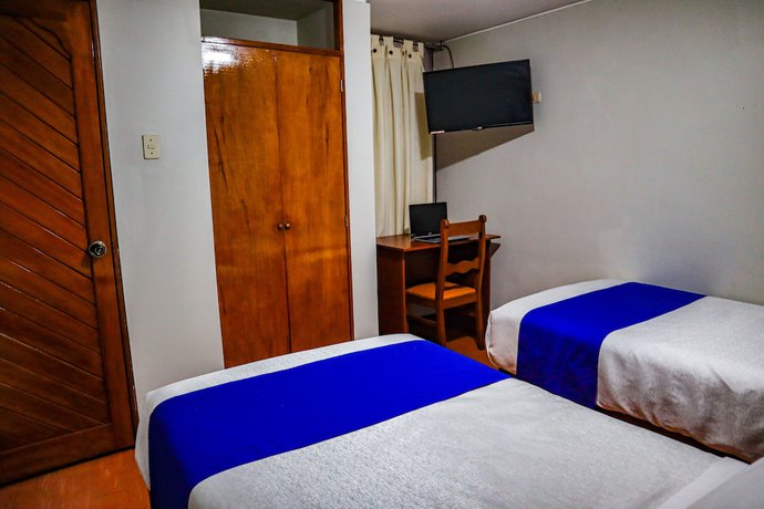 Imagen de la habitación del Hotel HOTEL SIDERAL OFICIAL. Foto 5
