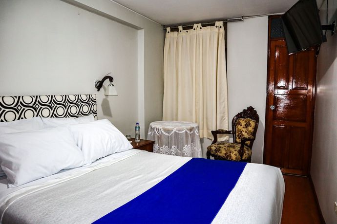 Imagen de la habitación del Hotel HOTEL SIDERAL OFICIAL. Foto 7