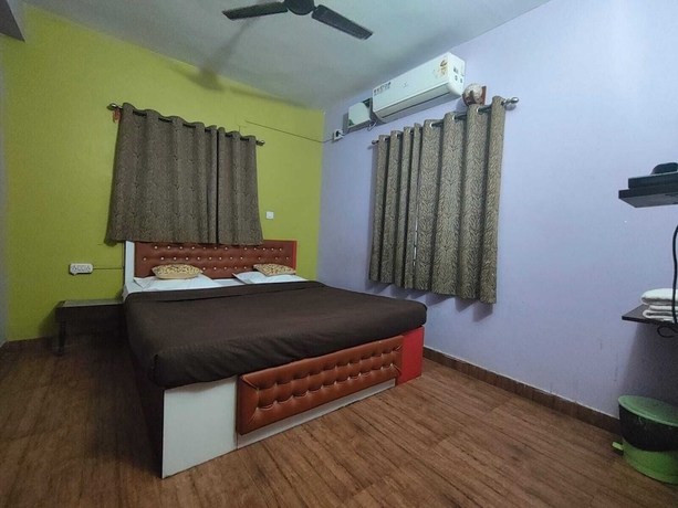 Imagen de la habitación del Hotel HOTEL SINTLE PALACE. Foto 2