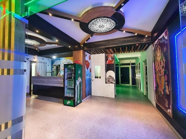 Imagen de los interiores del Hotel HOTEL SINTLE PALACE. Foto 13