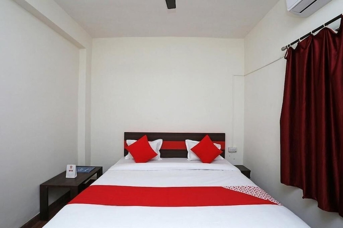 Imagen de la habitación del Hotel HOTEL SINTLE PALACE. Foto 5
