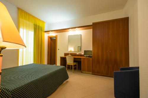 Imagen de la habitación del Hotel HOTEL SOLE. Foto 17