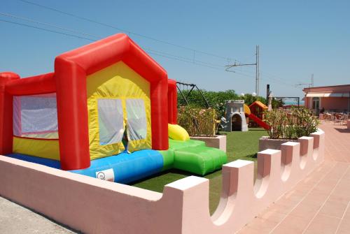 Imagen general del Hotel HOTEL SOLE. Foto 6