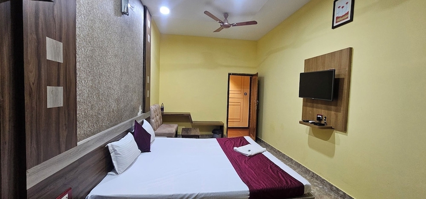 Imagen de la habitación del Hotel HOTEL SONALI GOLDEN PALACE. Foto 7