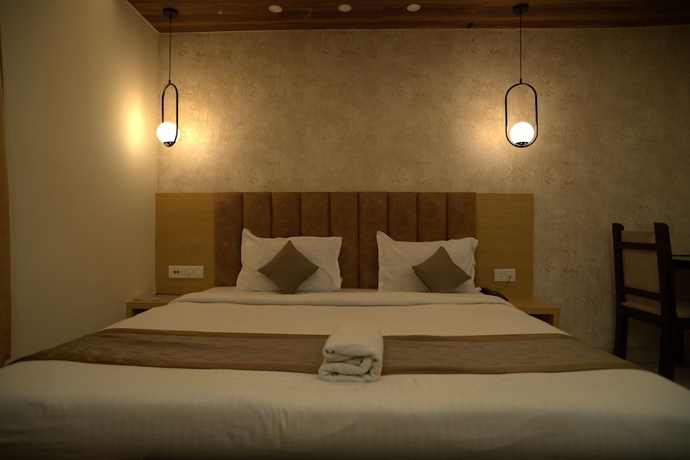 Imagen de la habitación del Hotel HOTEL SONALI GOLDEN PALACE. Foto 9