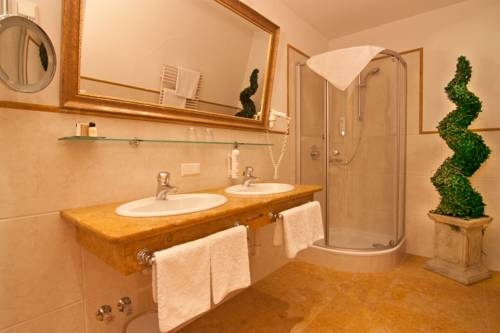 Imagen de la habitación del Hotel HOTEL SONNHOF. Foto 14