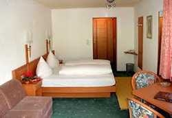 Imagen de la habitación del Hotel HOTEL ST. NIKOLAUS. Foto 17