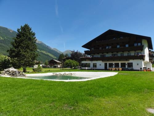 Imagen general del Hotel HOTEL STEUXNER. Foto 4