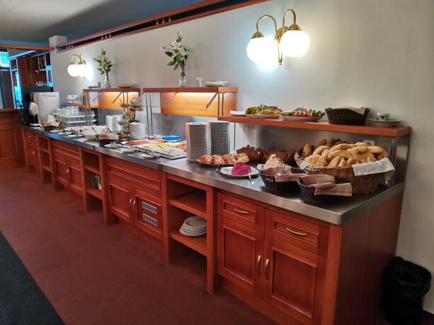 Imagen general del Hotel HOTEL SVRATKA. Foto 54