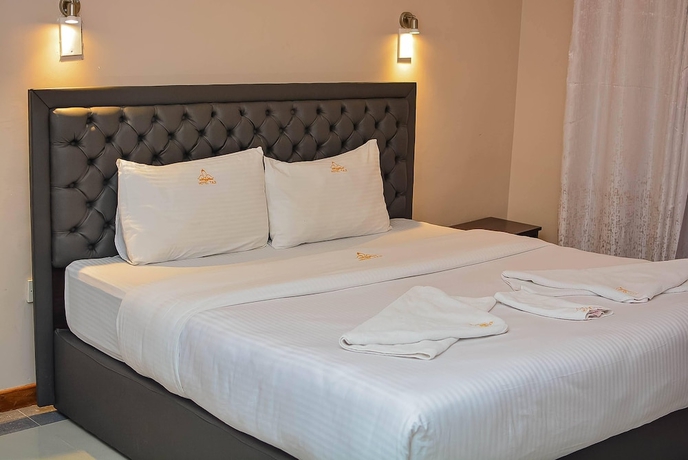 Imagen de la habitación del Hotel HOTEL TAJI. Foto 13