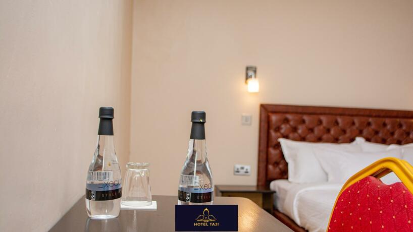 Imagen general del Hotel HOTEL TAJI. Foto 3