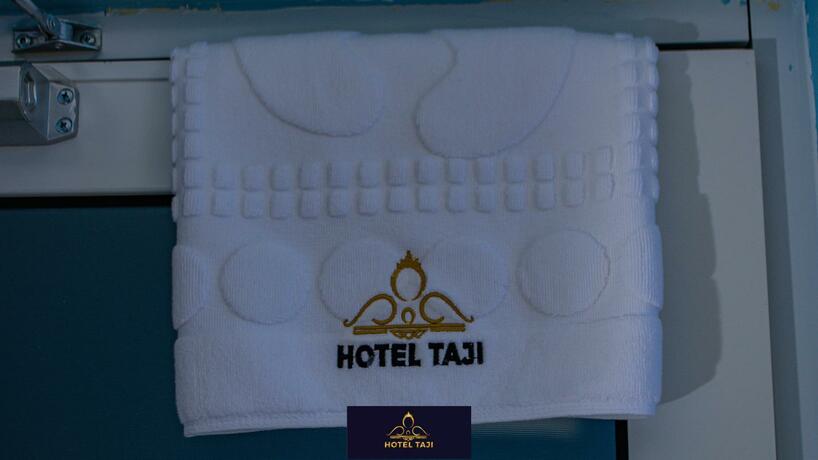 Imagen general del Hotel HOTEL TAJI. Foto 18