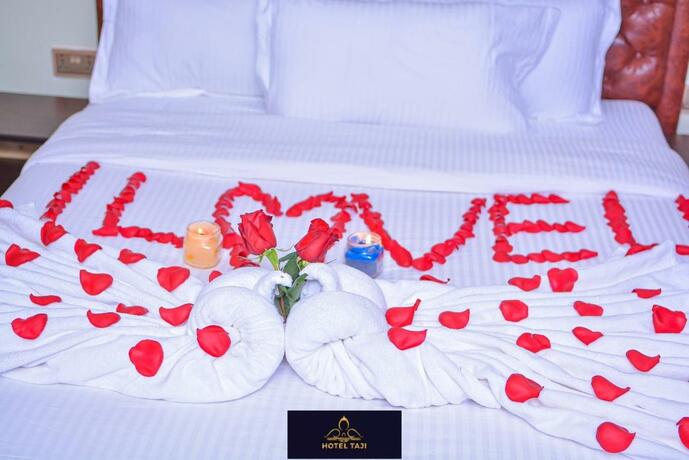 Imagen general del Hotel HOTEL TAJI. Foto 33