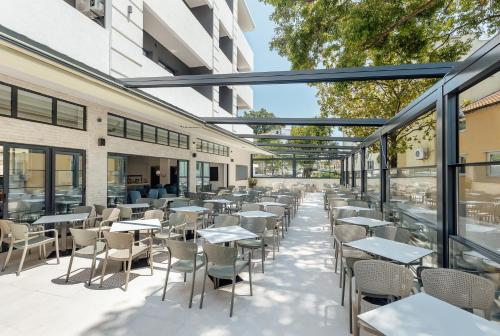 Imagen general del Hotel HOTEL TALIA. Foto 17