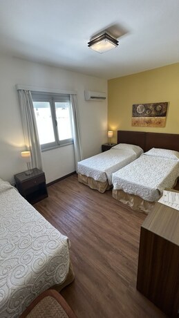 Imagen de la habitación del Hotel HOTEL TAMARIZ. Foto 15