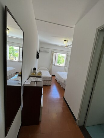 Imagen de la habitación del Hotel HOTEL TAMARIZ. Foto 19