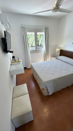 Imagen de la habitación del Hotel HOTEL TAMARIZ. Foto 20