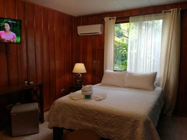 Imagen general del Hotel HOTEL TANGARA ARENAL. Foto 10