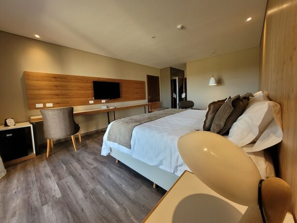 Imagen general del Hotel HOTEL TERMAS VICTORIA Wellness Spa. Foto 2