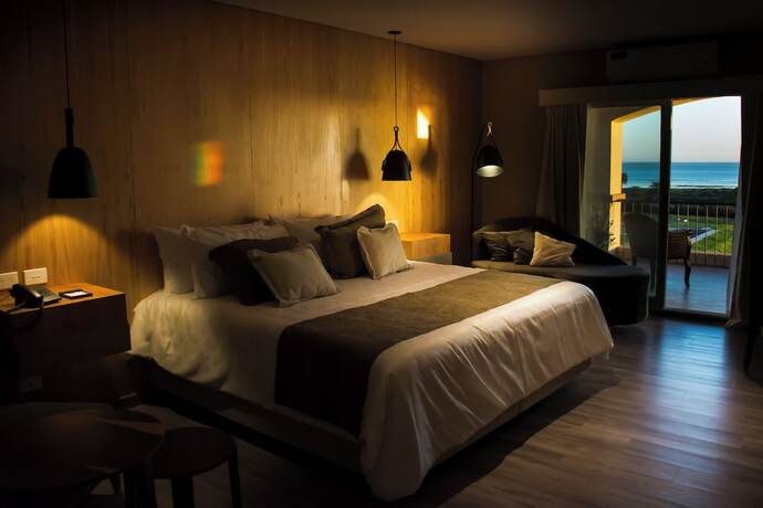 Imagen de la habitación del Hotel HOTEL TERMAS VICTORIA Wellness Spa. Foto 16