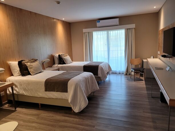Imagen de la habitación del Hotel HOTEL TERMAS VICTORIA Wellness Spa. Foto 17