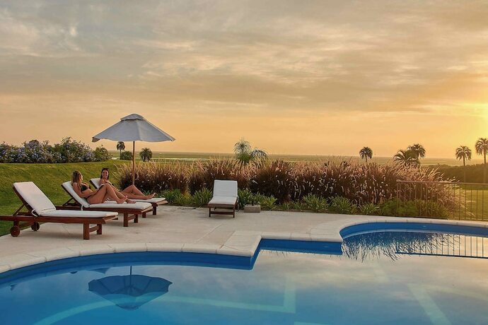 Imagen general del Hotel HOTEL TERMAS VICTORIA Wellness Spa. Foto 13
