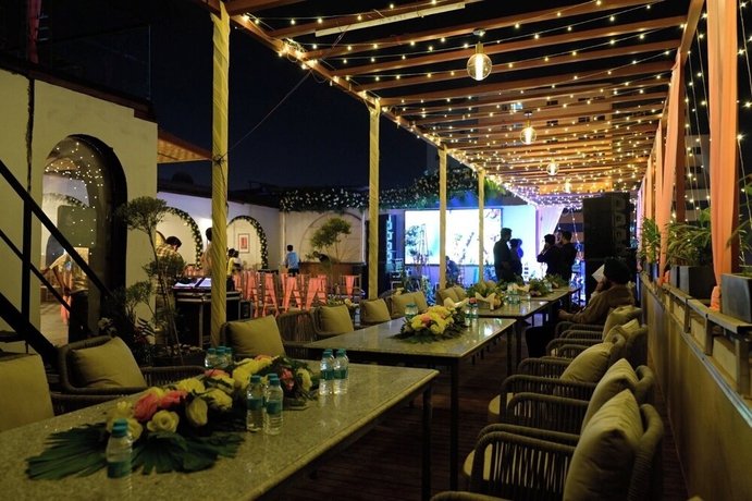 Imagen del bar/restaurante del Hotel HOTEL THE PARK GATE. Foto 5