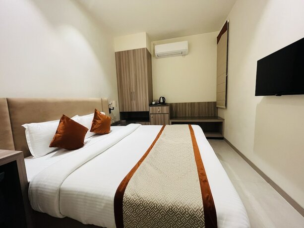 Imagen general del Hotel HOTEL THE ROYAL VISTA. Foto 4