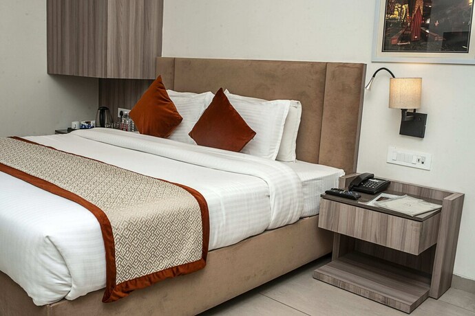 Imagen de la habitación del Hotel HOTEL THE ROYAL VISTA. Foto 20