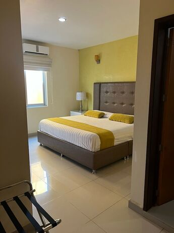 Imagen de la habitación del Hotel HOTEL TIERRA ROJA. Foto 15