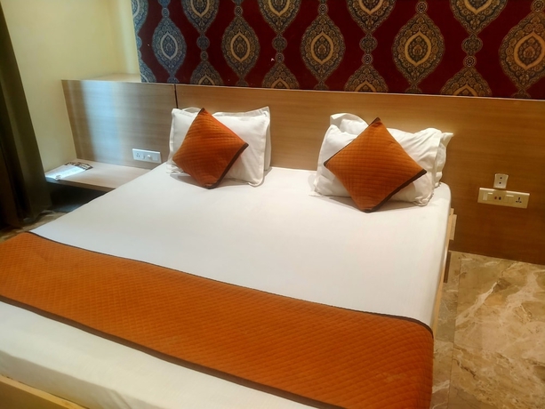 Imagen de la habitación del Hotel HOTEL TRADITION. Foto 10
