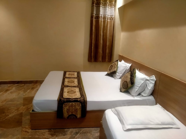 Imagen de la habitación del Hotel HOTEL TRADITION. Foto 12