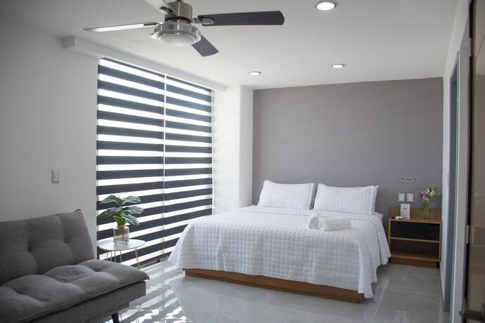 Imagen de la habitación del Hotel HOTEL TRAMONTO MAZATLAN. Foto 14