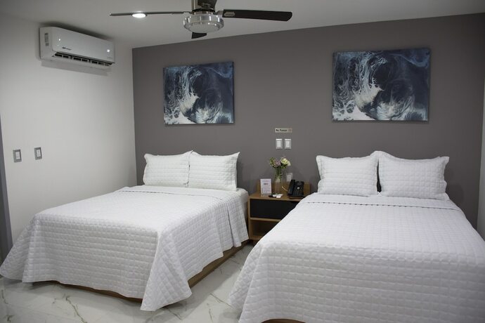 Imagen general del Hotel HOTEL TRAMONTO MAZATLAN. Foto 7