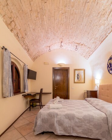 Imagen de la habitación del Hotel HOTEL TREVI. Foto 16