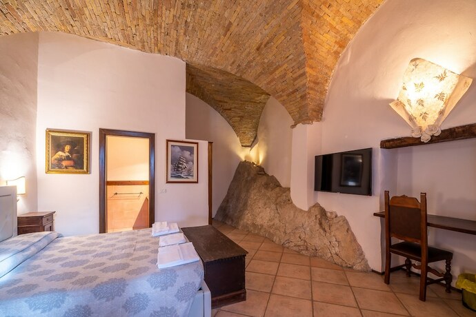 Imagen general del Hotel HOTEL TREVI. Foto 4