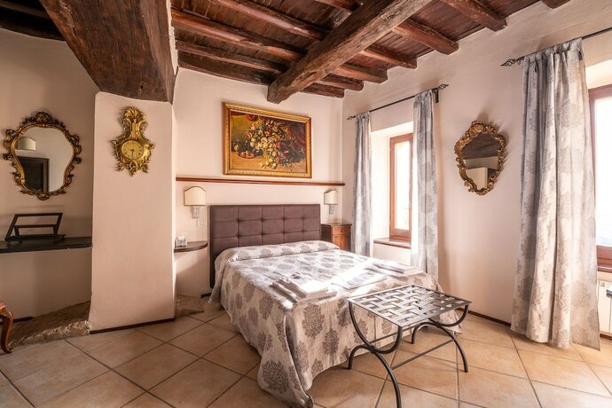 Imagen general del Hotel HOTEL TREVI. Foto 5