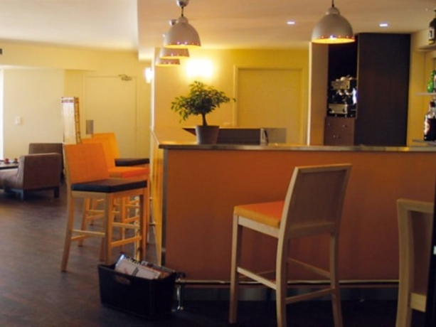 Imagen general del Hotel HOTEL VAL'HOTEL LA VALETTE. Foto 3
