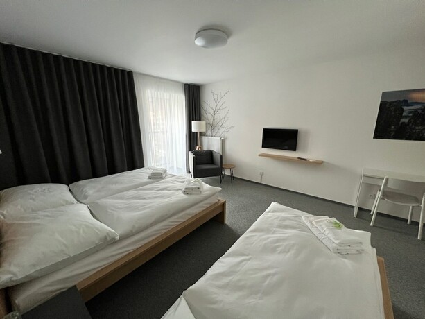 Imagen general del Hotel HOTEL VARNSDORF. Foto 9