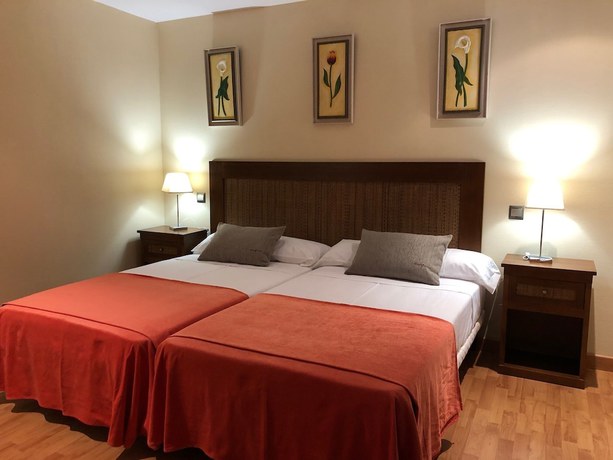 Imagen de la habitación del Hotel HOTEL V.CIUDAD. Foto 6