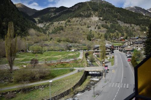 Imagen general del Hotel HOTEL VICTORIA, Arinsal. Foto 9