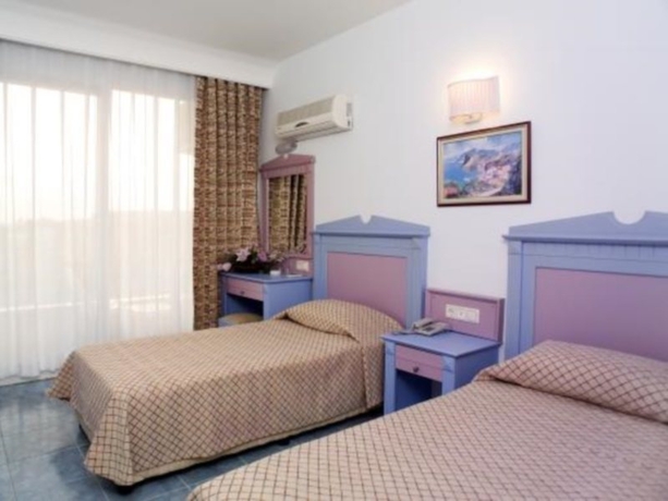 Imagen general del Hotel HOTEL VITAL BEACH. Foto 1